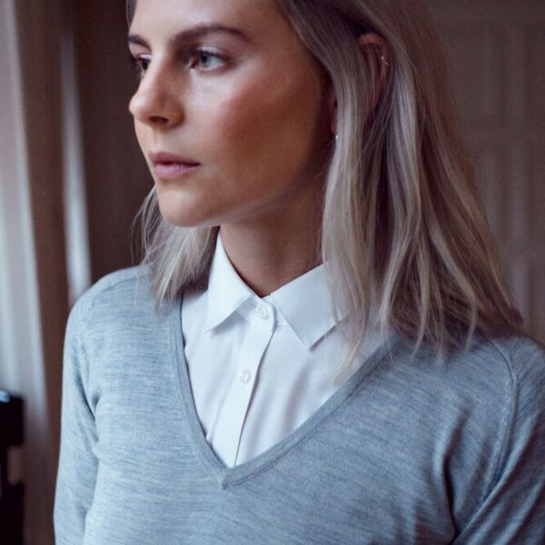 Yellow Bow 50 Woman Thumbnail